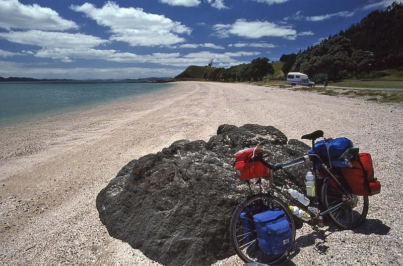 WT 0200 015-27 New Zealand.jpg